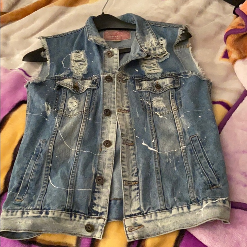 Cutoff Distressed Jean Jacket
